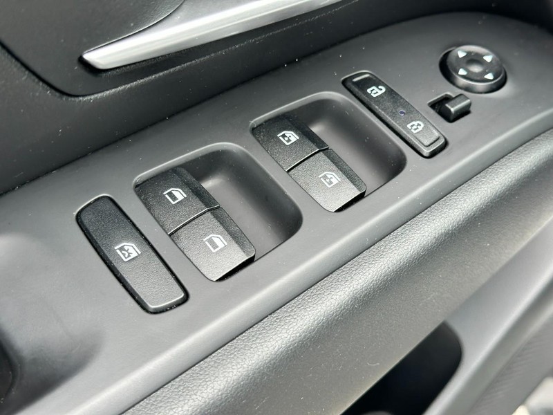 Hyundai Santa Cruz Vehicle Full-screen Gallery Image 17