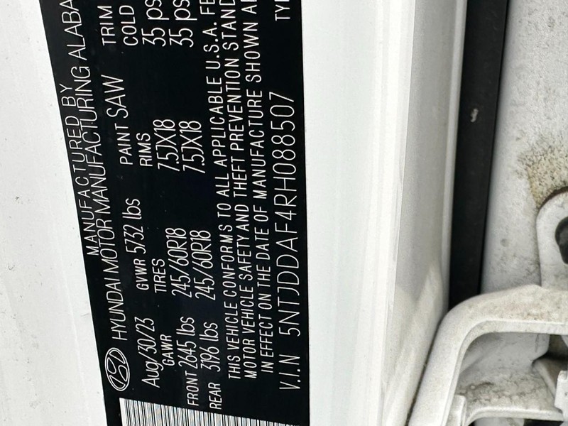 Hyundai Santa Cruz Vehicle Full-screen Gallery Image 25