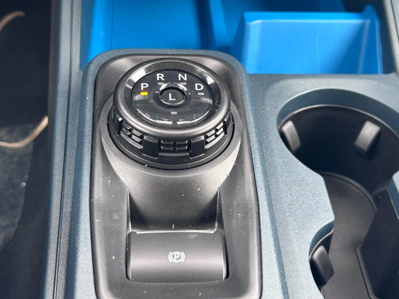 Ford Maverick Vehicle Full-screen Gallery Image 8