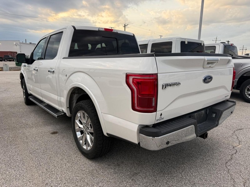 Ford F-150 Vehicle Full-screen Gallery Image 4