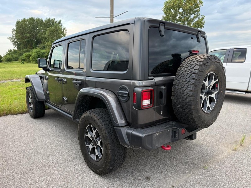 Jeep Wrangler Unlimited Vehicle Full-screen Gallery Image 3