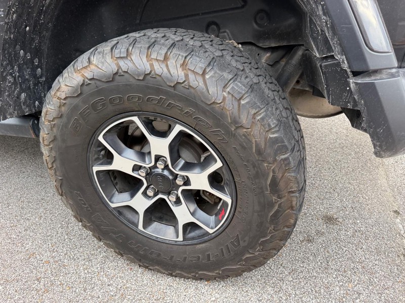 Jeep Wrangler Unlimited Vehicle Full-screen Gallery Image 4