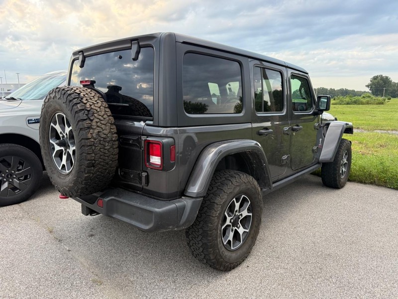 Jeep Wrangler Unlimited Vehicle Full-screen Gallery Image 5