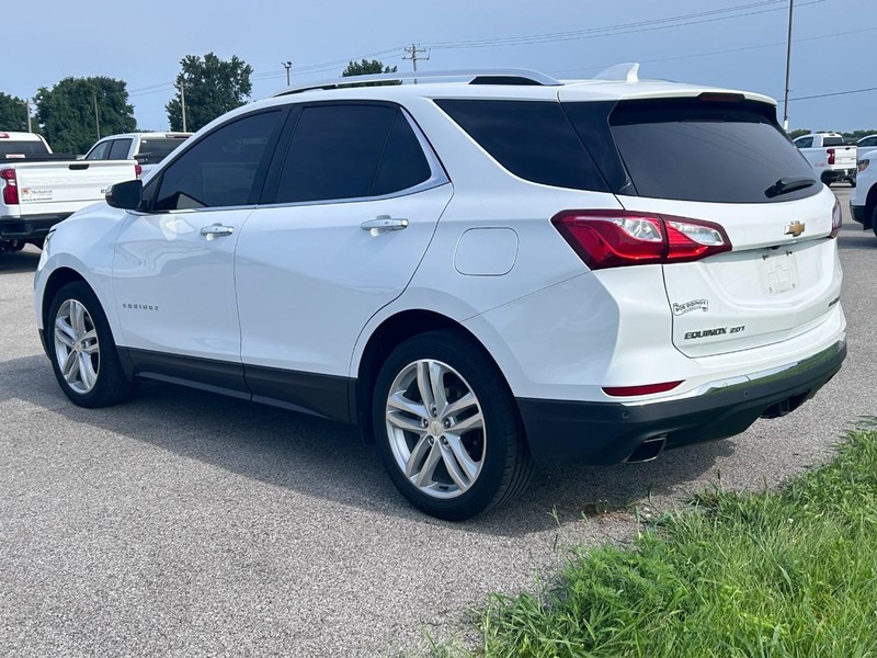 Chevrolet Equinox Vehicle Full-screen Gallery Image 04