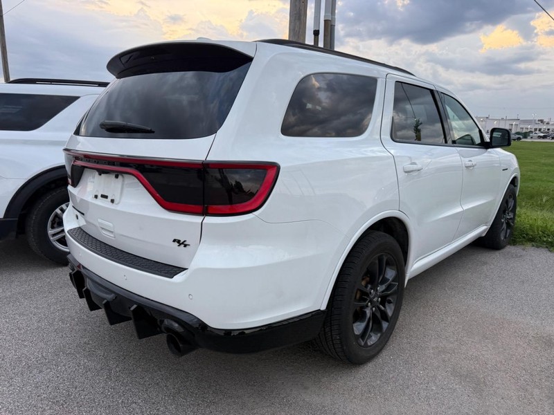 Dodge Durango Vehicle Full-screen Gallery Image 03