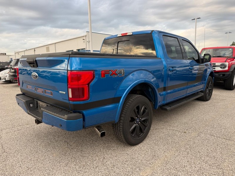 Ford F-150 Vehicle Full-screen Gallery Image 3