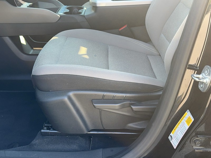 GMC Terrain Vehicle Full-screen Gallery Image 18