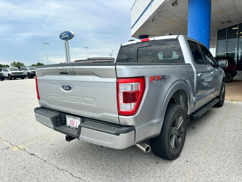 Ford F-150 Vehicle Full-screen Gallery Image 3