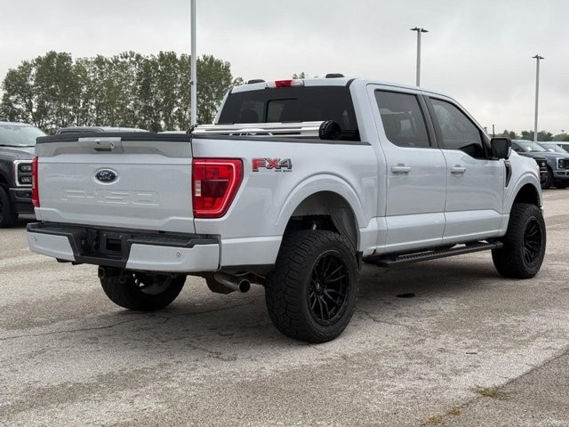 Ford F-150 Vehicle Full-screen Gallery Image 5