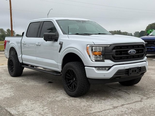 Ford F-150 Vehicle Full-screen Gallery Image 8