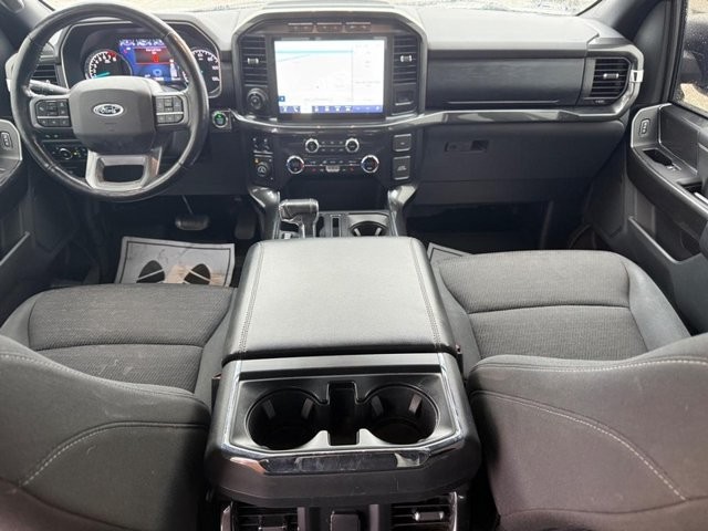 Ford F-150 Vehicle Full-screen Gallery Image 11