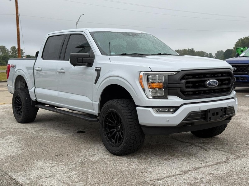 Ford F-150 Vehicle Full-screen Gallery Image 8