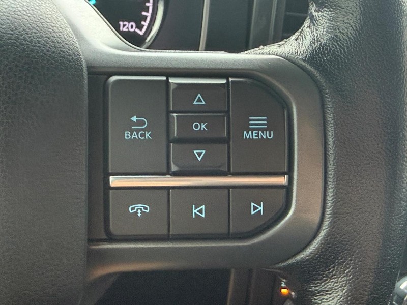 Ford F-150 Vehicle Full-screen Gallery Image 14