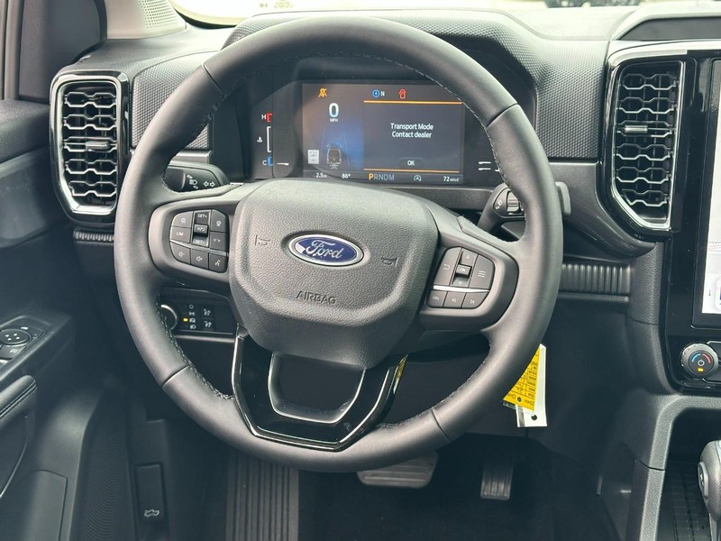Ford Ranger Vehicle Full-screen Gallery Image 6