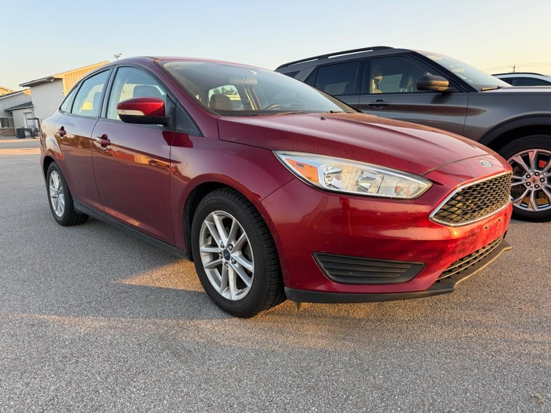 Ford Focus Vehicle Full-screen Gallery Image 5