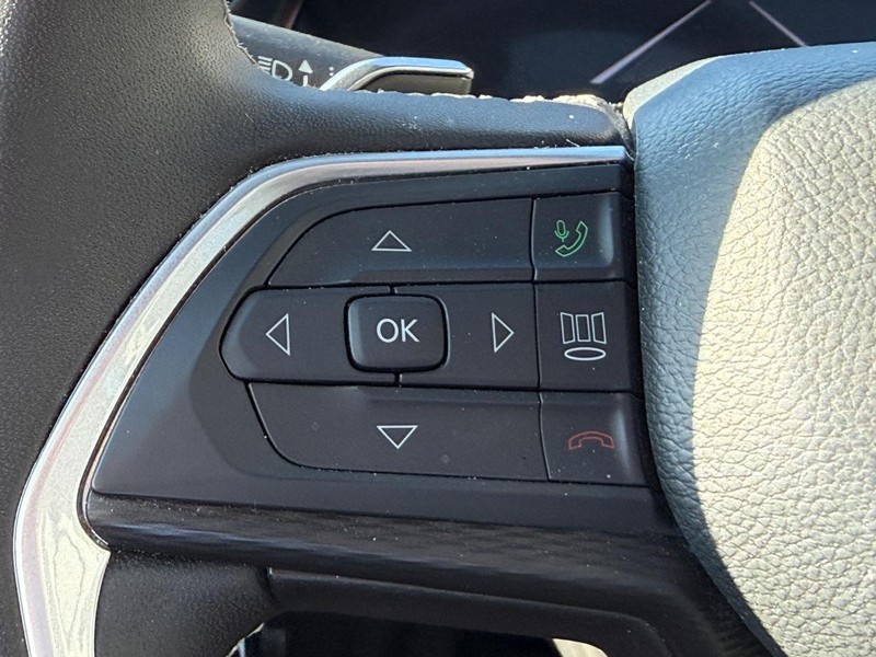 Jeep Grand Cherokee Vehicle Full-screen Gallery Image 14