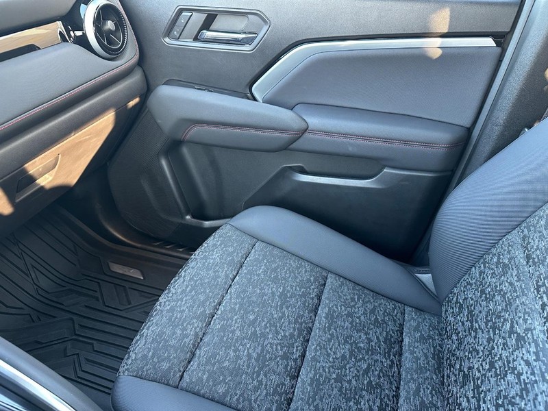 Chevrolet Colorado Vehicle Full-screen Gallery Image 20