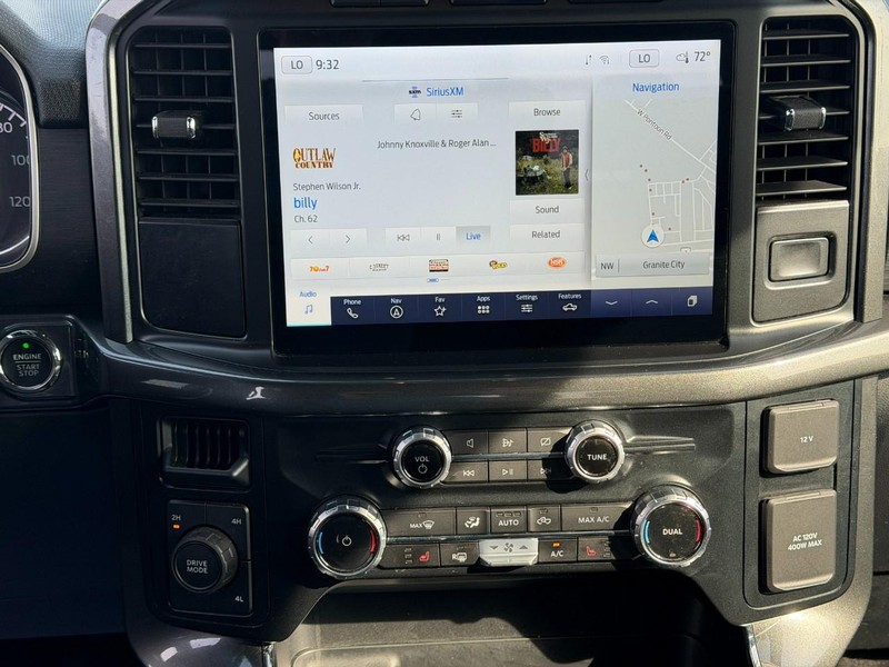 Ford F-150 Vehicle Full-screen Gallery Image 13