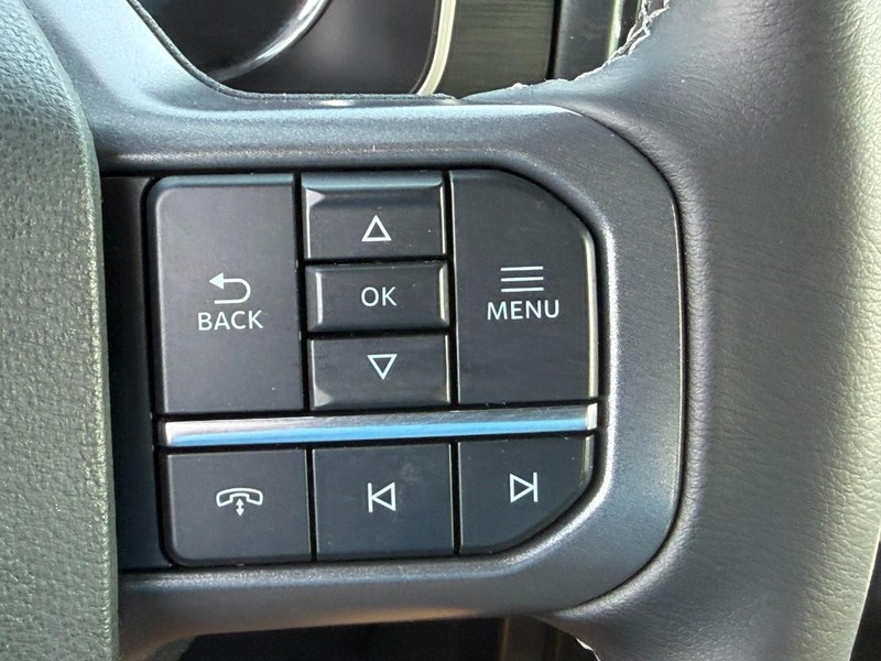 Ford F-150 Vehicle Full-screen Gallery Image 19