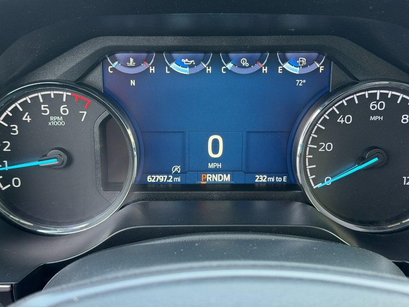 Ford F-150 Vehicle Full-screen Gallery Image 20