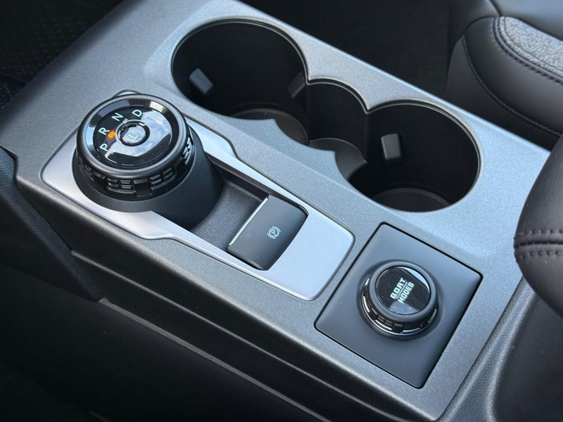 Ford Bronco Sport Vehicle Full-screen Gallery Image 14