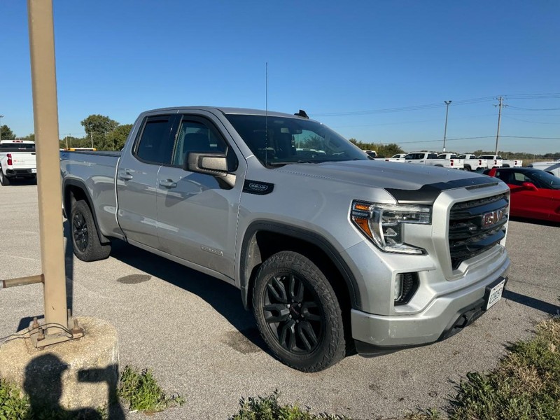 GMC Sierra 1500 Vehicle Full-screen Gallery Image 2