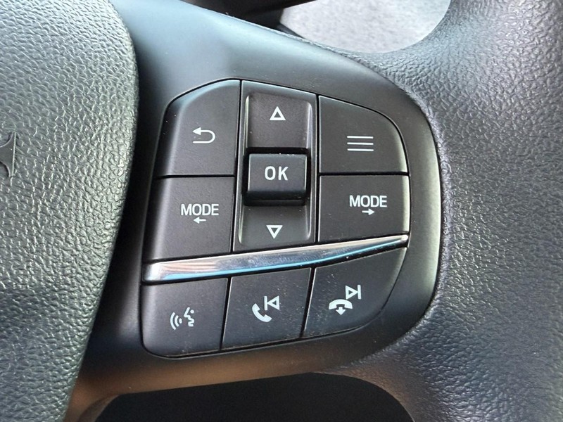 Ford Maverick Vehicle Full-screen Gallery Image 12