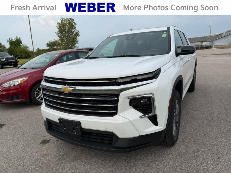 Chevrolet Traverse Vehicle Full-screen Gallery Image 01