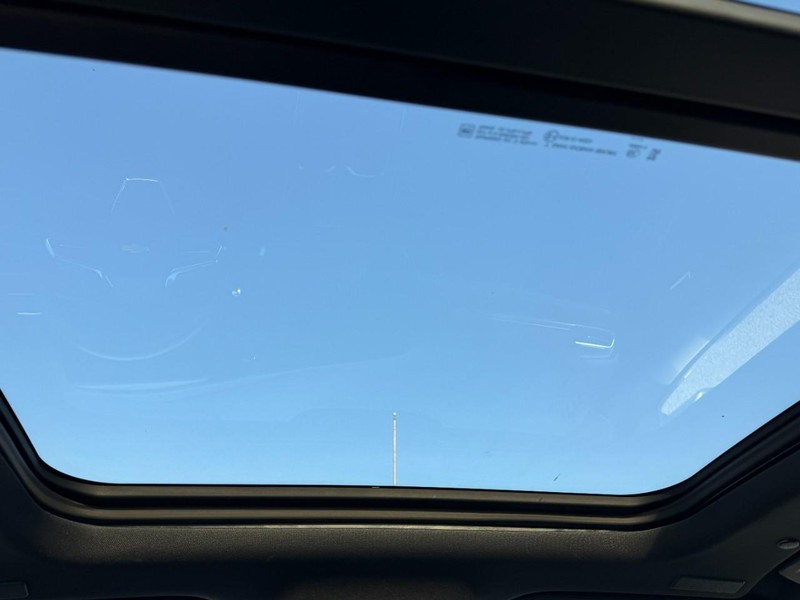 Chevrolet Traverse Vehicle Full-screen Gallery Image 11