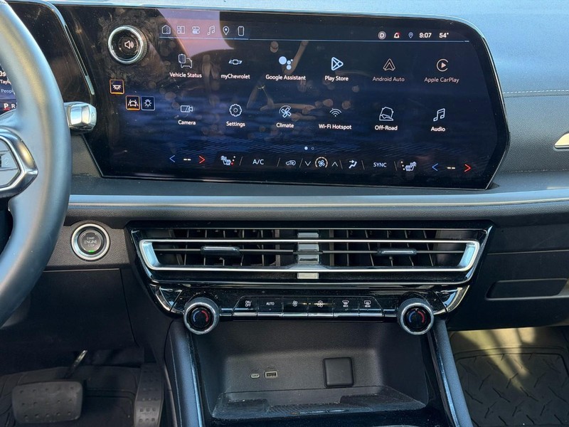 Chevrolet Traverse Vehicle Full-screen Gallery Image 14