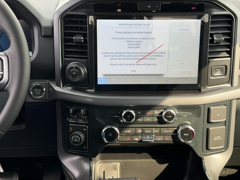 Ford F-150 Vehicle Full-screen Gallery Image 7