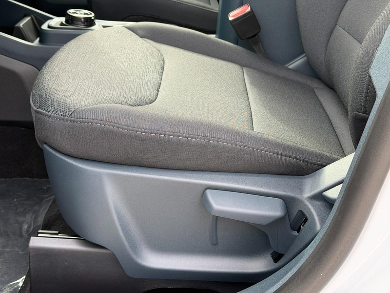 Ford Maverick Vehicle Full-screen Gallery Image 10