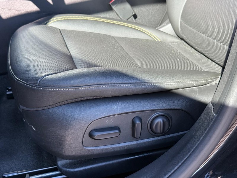 Chevrolet Trax Vehicle Full-screen Gallery Image 23