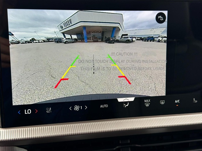 Ford Explorer Vehicle Full-screen Gallery Image 13