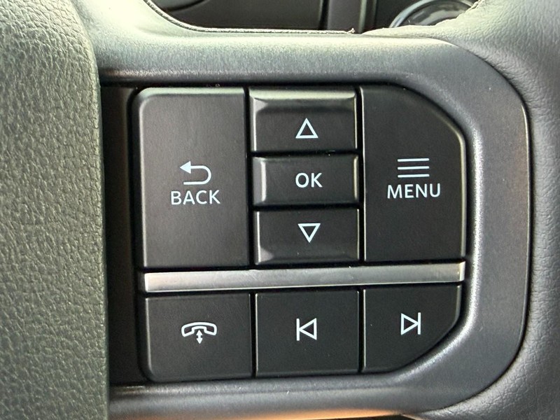 Ford F-150 Vehicle Full-screen Gallery Image 13