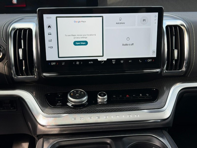 Ford Expedition Vehicle Full-screen Gallery Image 10