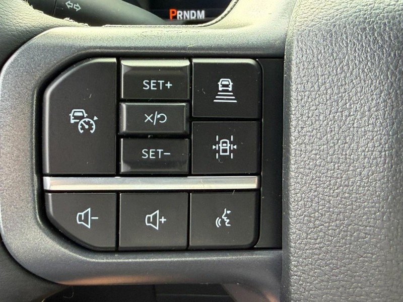 Ford F-150 Vehicle Full-screen Gallery Image 11