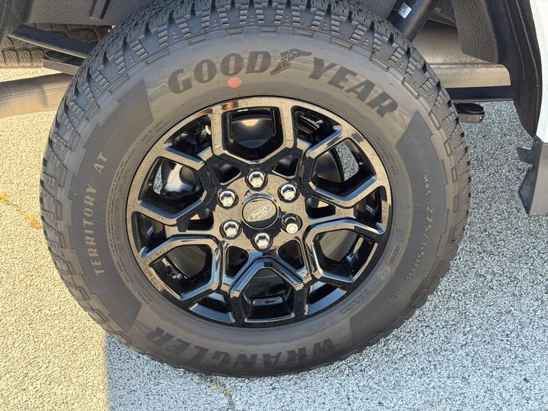 Ford F-150 Vehicle Full-screen Gallery Image 7