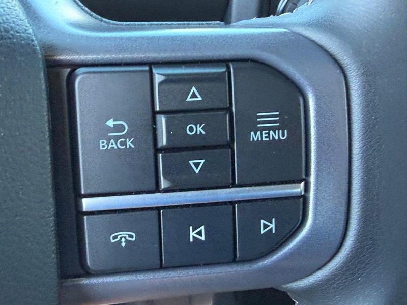 Ford F-150 Vehicle Full-screen Gallery Image 19