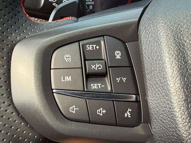 Ford Ranger Vehicle Full-screen Gallery Image 12