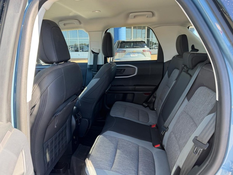 Ford Bronco Sport Vehicle Full-screen Gallery Image 10