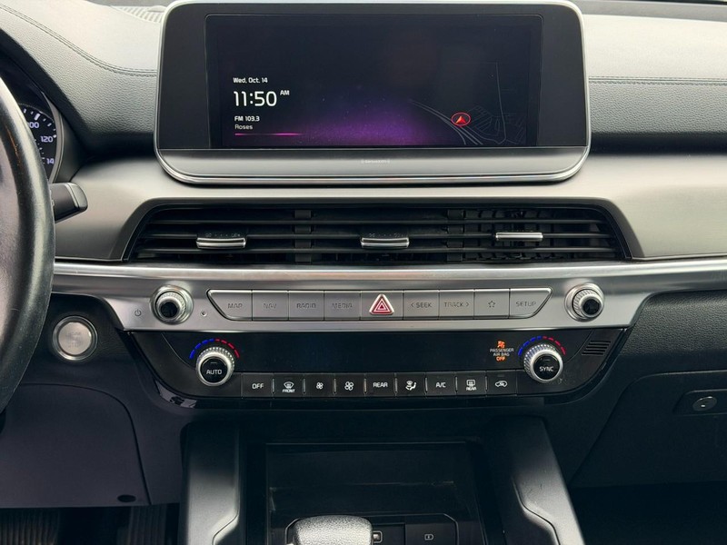 Kia Telluride Vehicle Full-screen Gallery Image 13