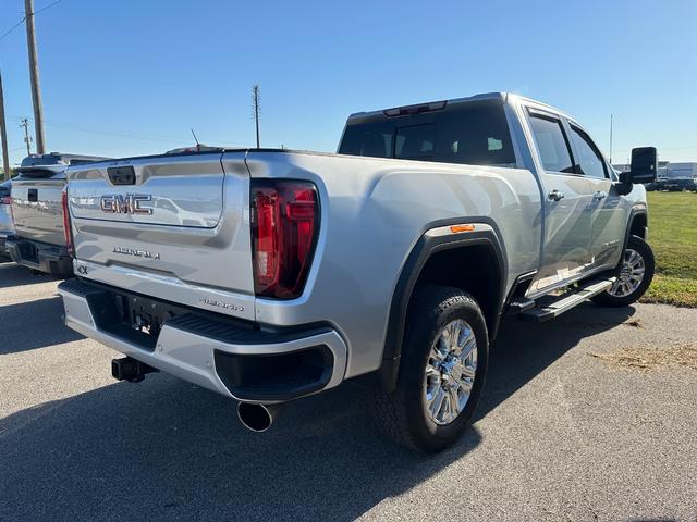 GMC Sierra 3500HD Vehicle Full-screen Gallery Image 4