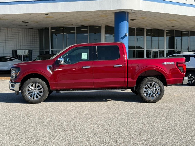 Ford F-150 Vehicle Full-screen Gallery Image 2