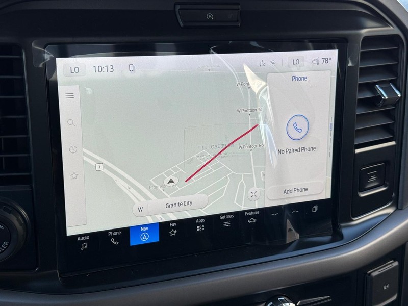 Ford F-150 Vehicle Full-screen Gallery Image 11