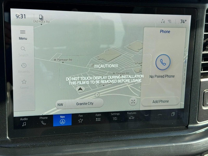 Ford Super Duty F-350 SRW Vehicle Full-screen Gallery Image 14