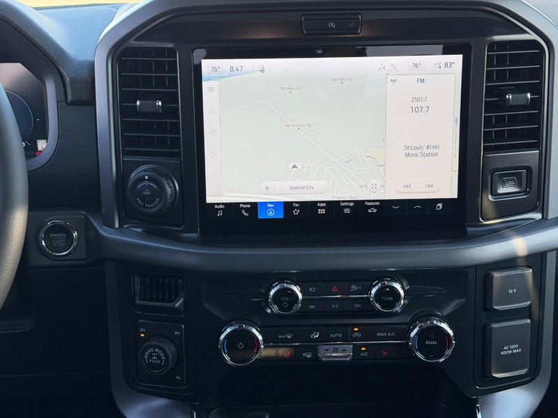 Ford F-150 Vehicle Full-screen Gallery Image 7
