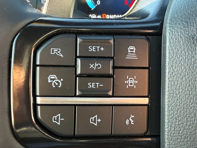 Ford F-150 Vehicle Full-screen Gallery Image 13