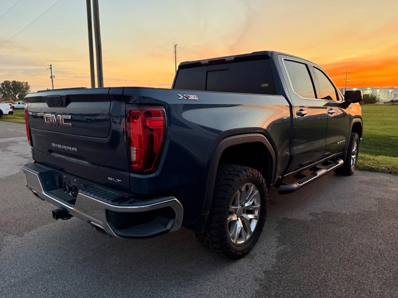 GMC Sierra 1500 Vehicle Full-screen Gallery Image 4