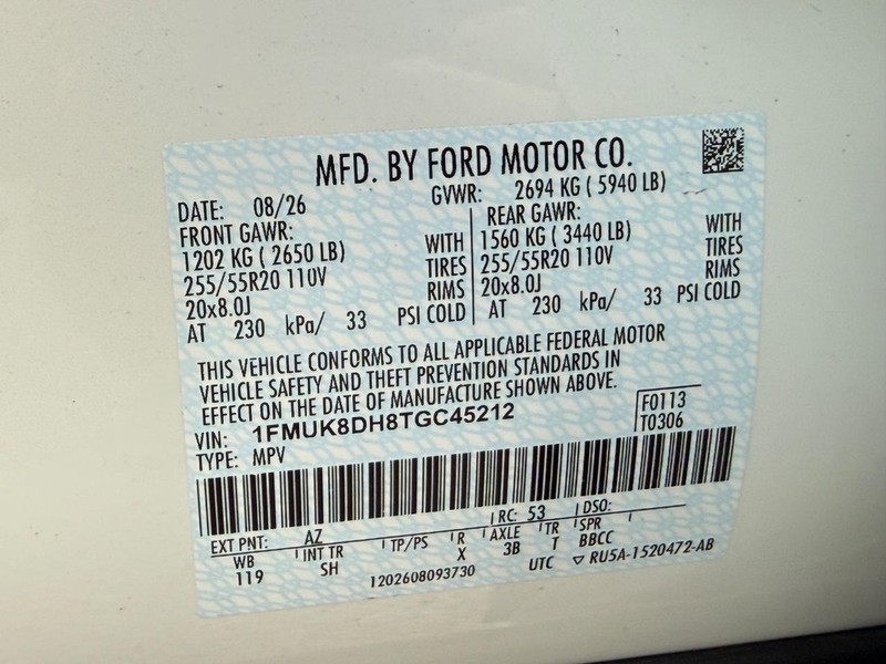 Ford Explorer Vehicle Full-screen Gallery Image 21